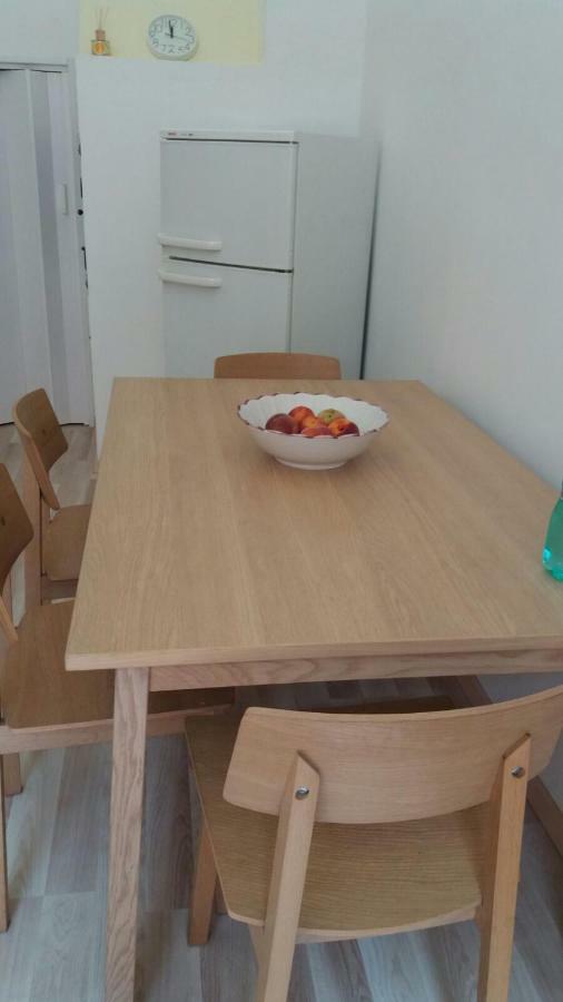Happy Sunday Appartement Trani Buitenkant foto